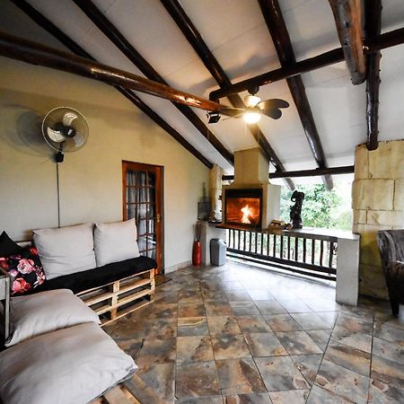 Beyond The Boma Villa Marloth Park Esterno foto